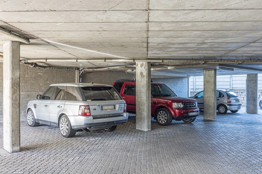 To Let 2 Bedroom Property for Rent in Royal Ascot Western Cape